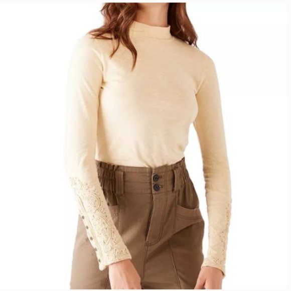 Free people hooked on you cuff top M NWT - Picture 2 of 10